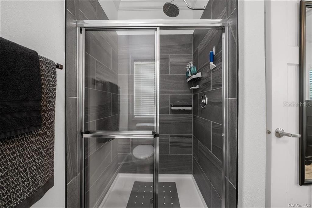 RIVER BEND UNIT 06 - Residential