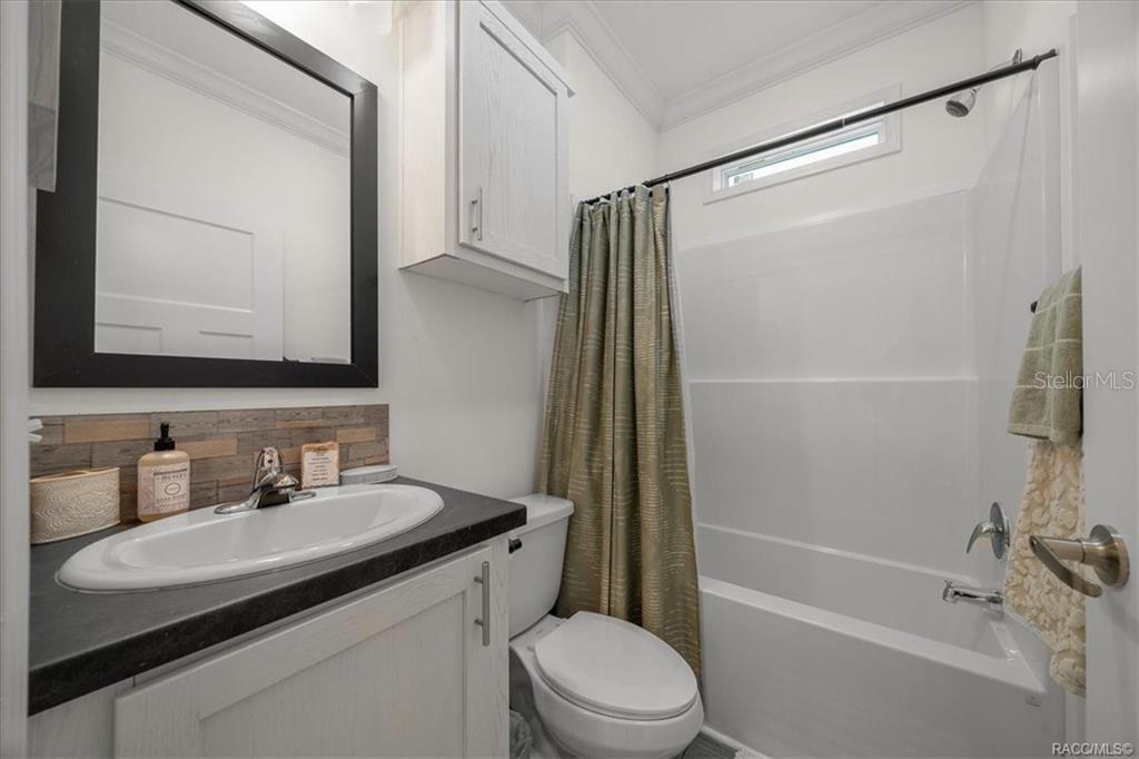 RIVER BEND UNIT 06 - Residential