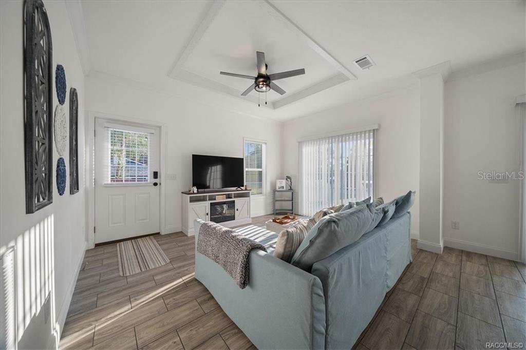 RIVER BEND UNIT 06 - Residential