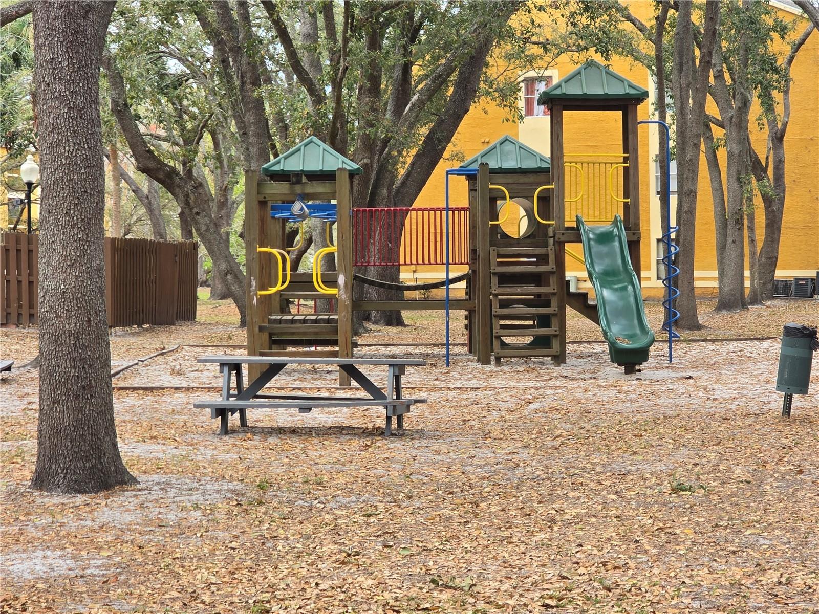 IMAGES CONDO - Residential