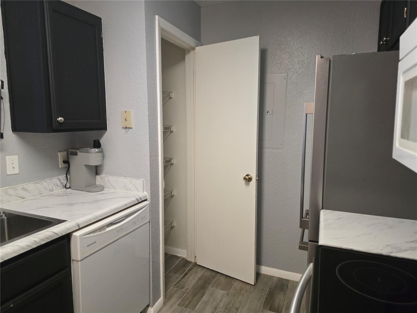 IMAGES CONDO - Residential