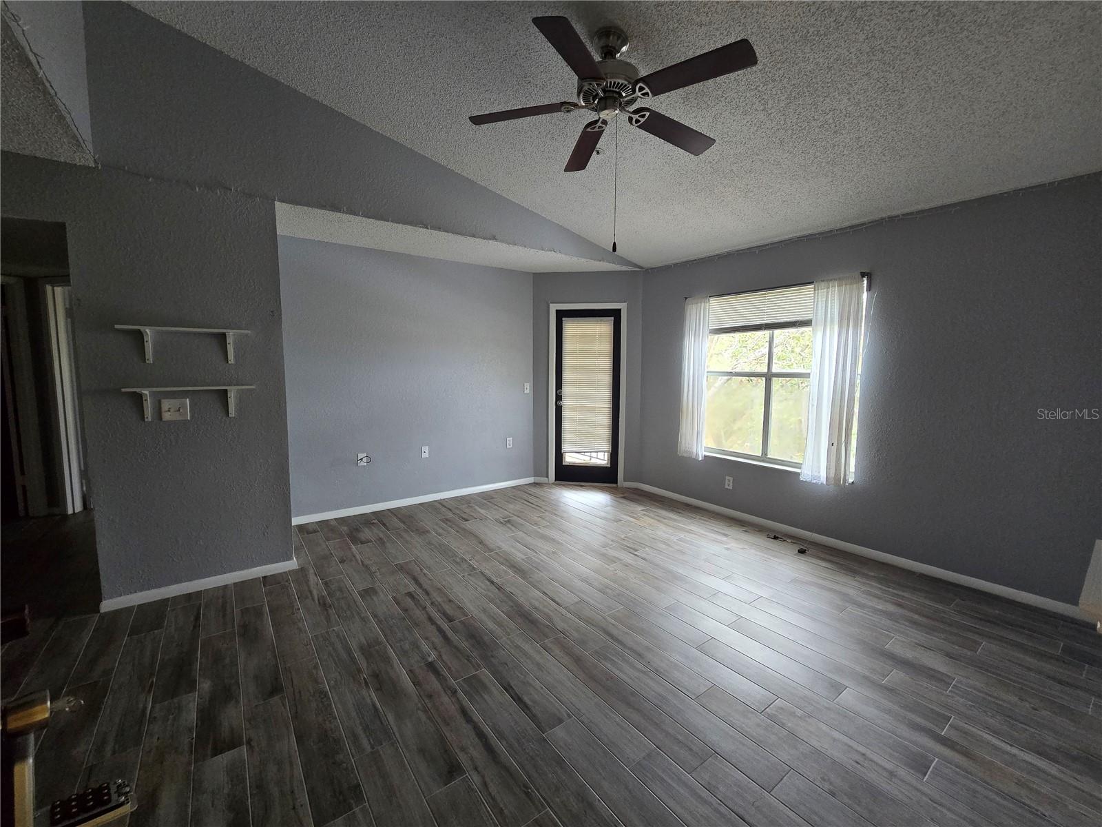 IMAGES CONDO - Residential