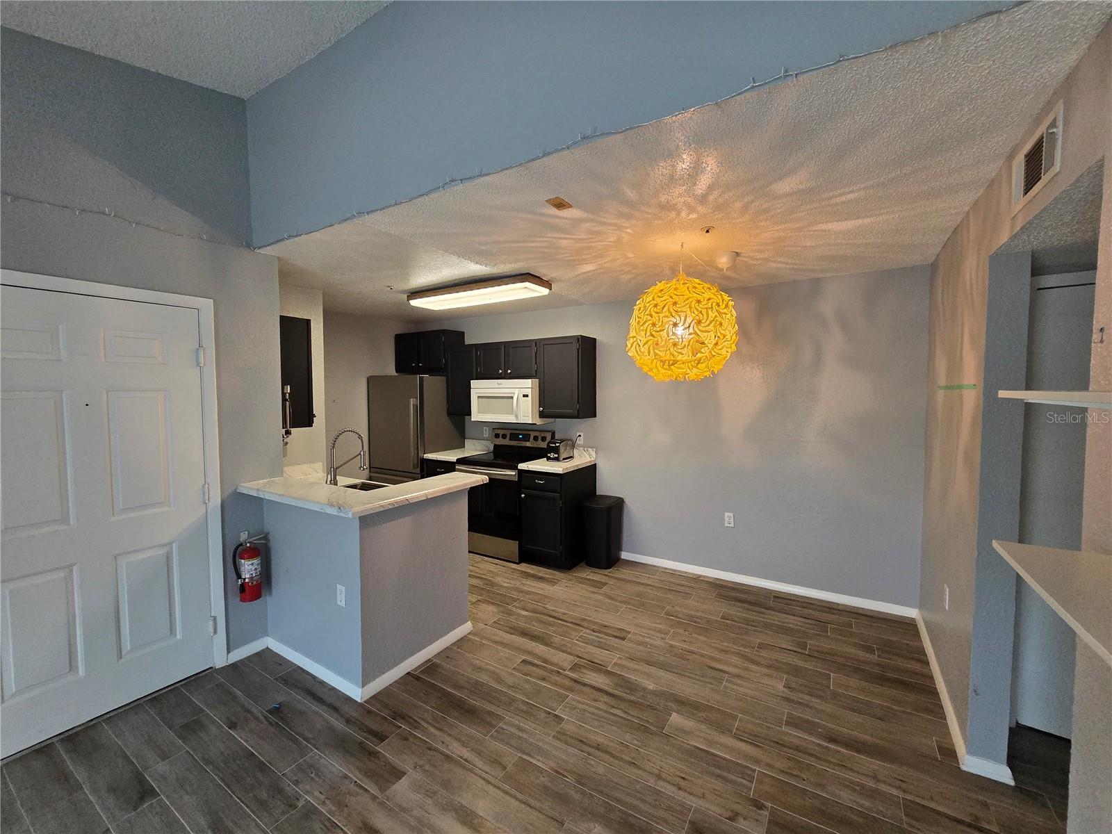 IMAGES CONDO - Residential