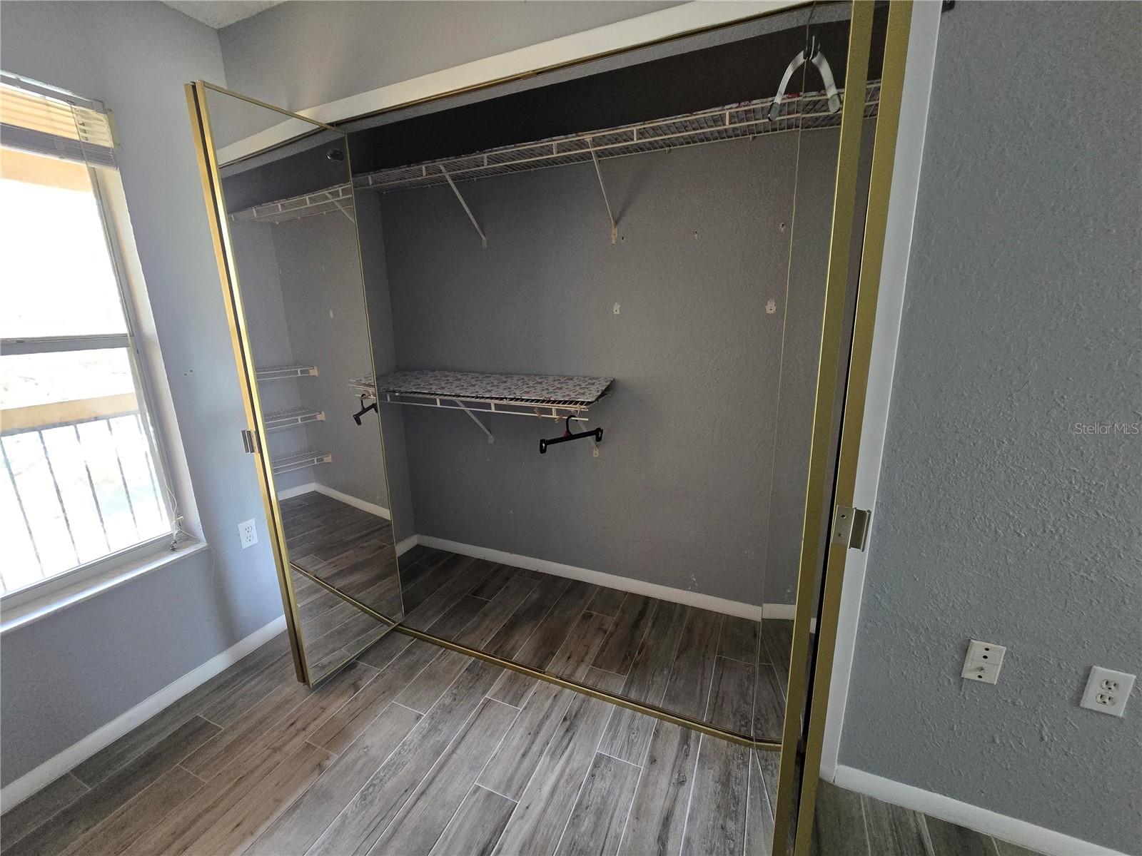 IMAGES CONDO - Residential