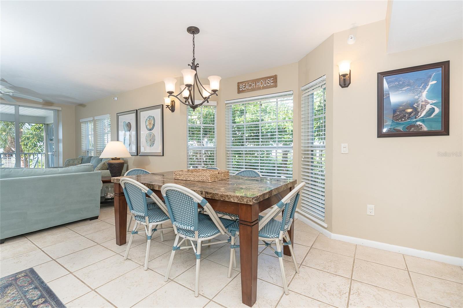 PALM ISLAND VILLAGE BLDG 05 - Residential