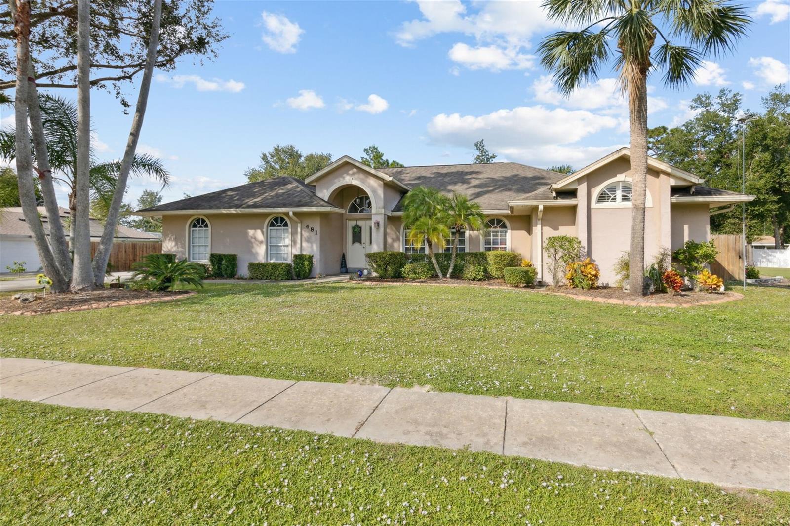 481 W HOLLY DRIVE