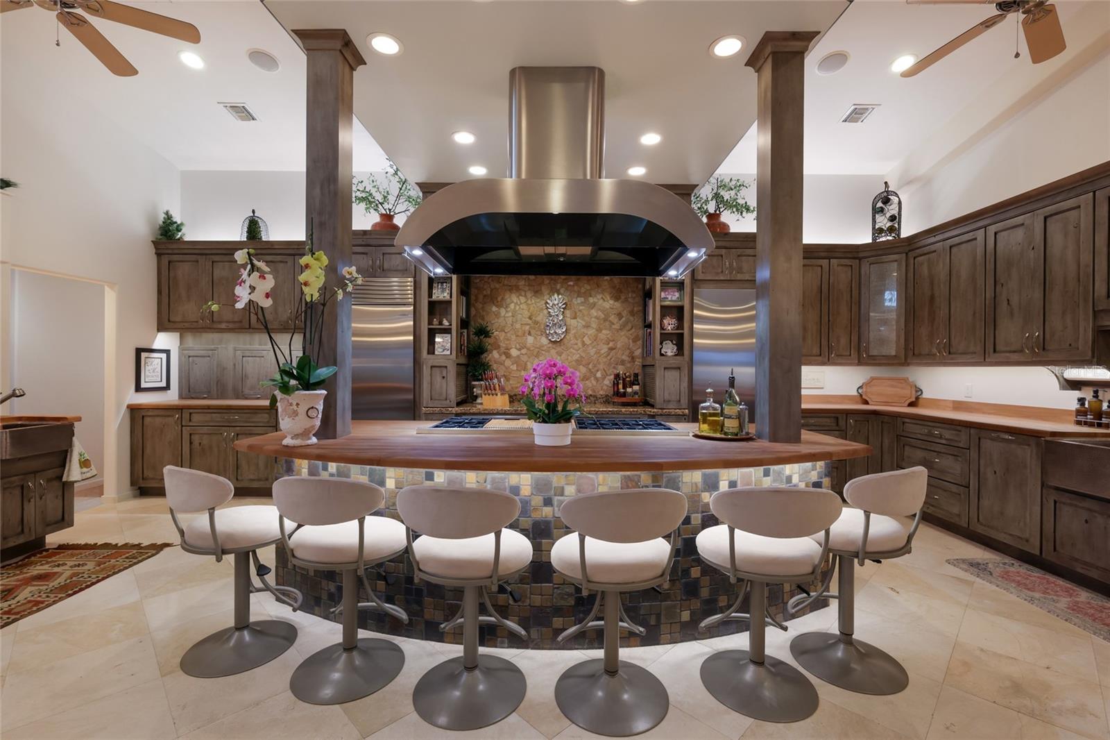 LAMBETH ACRES - Residential