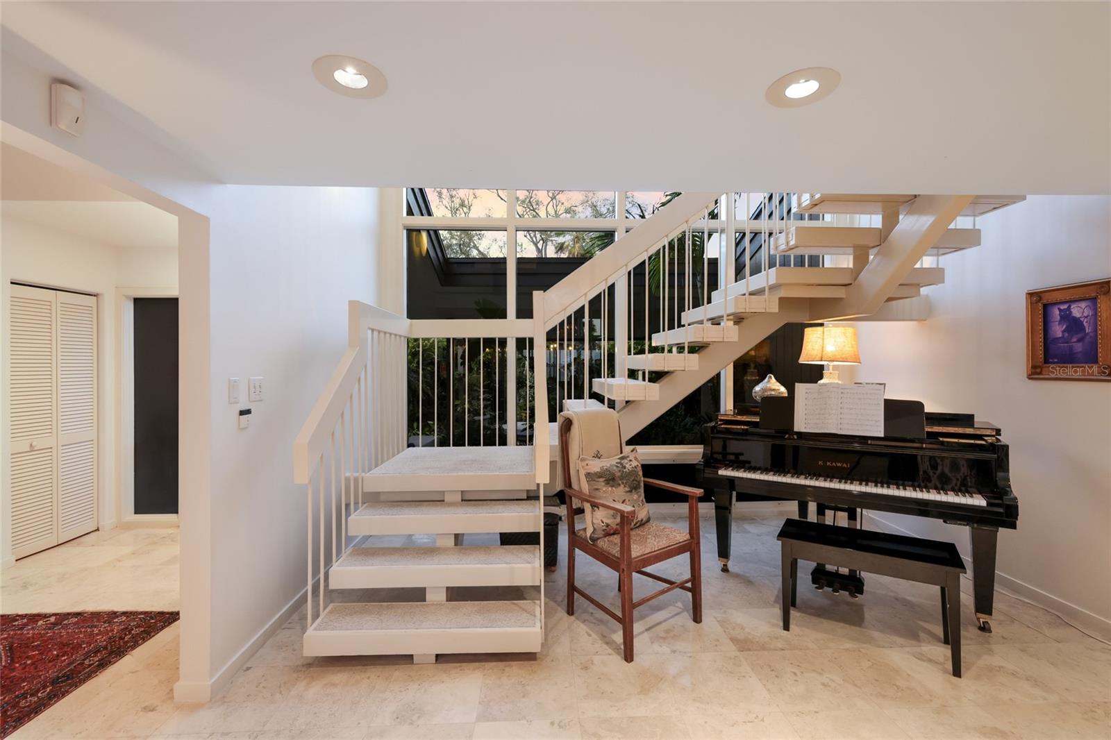 LAMBETH ACRES - Residential