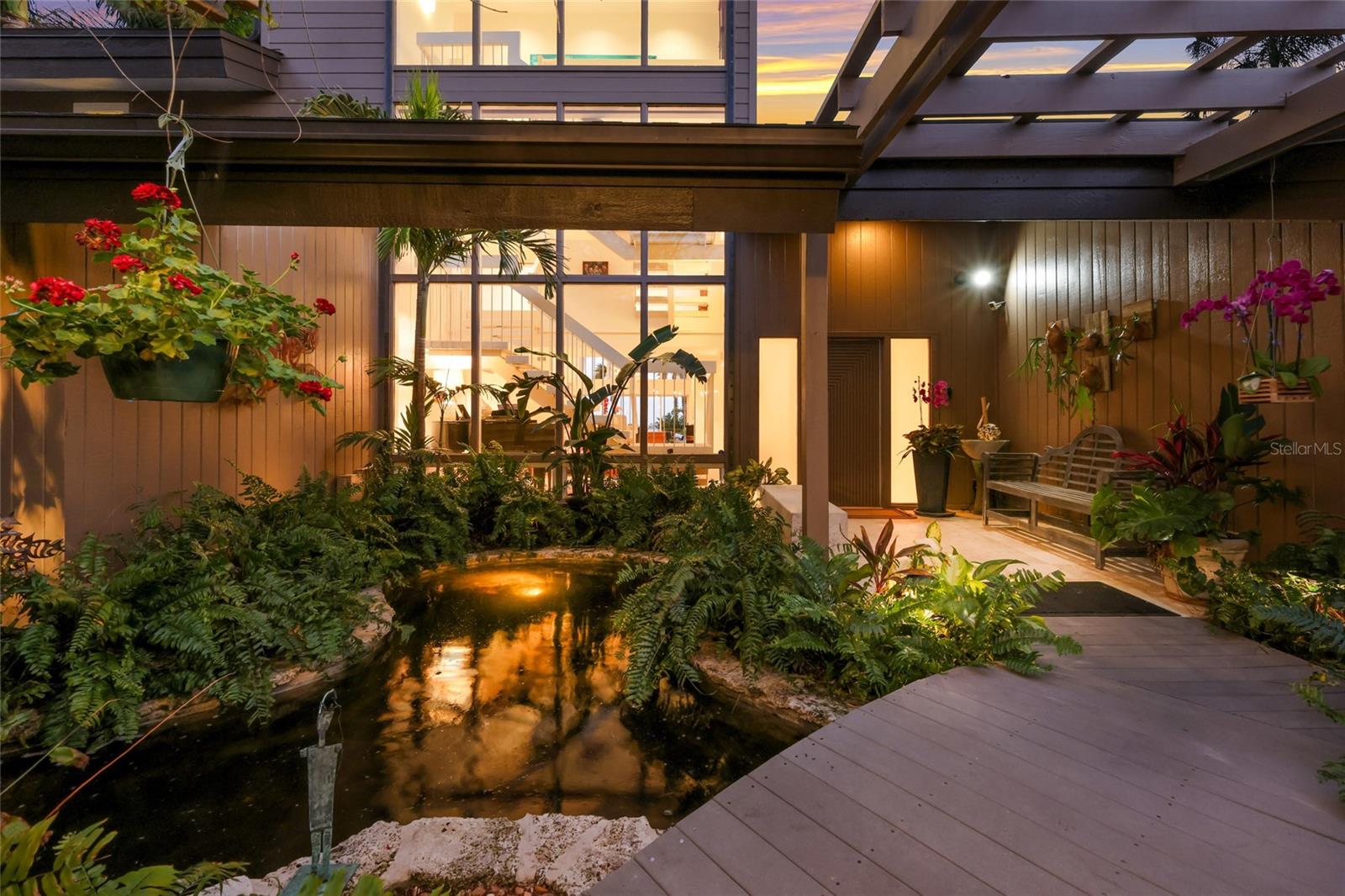 LAMBETH ACRES - Residential