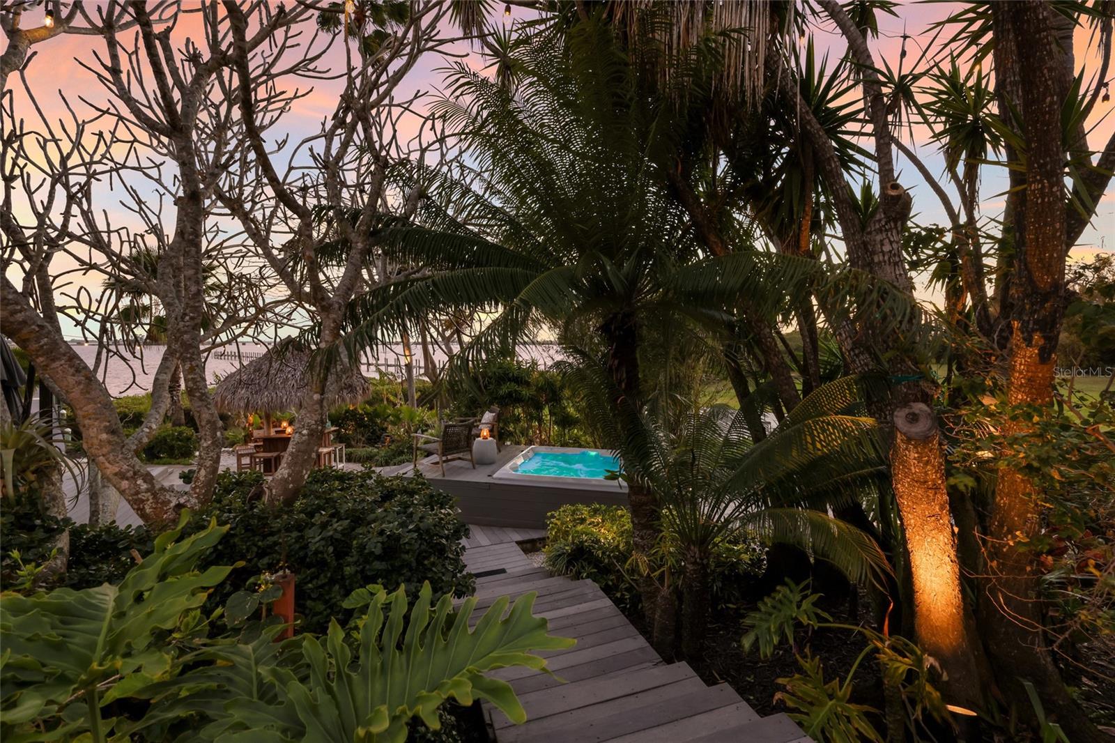 LAMBETH ACRES - Residential