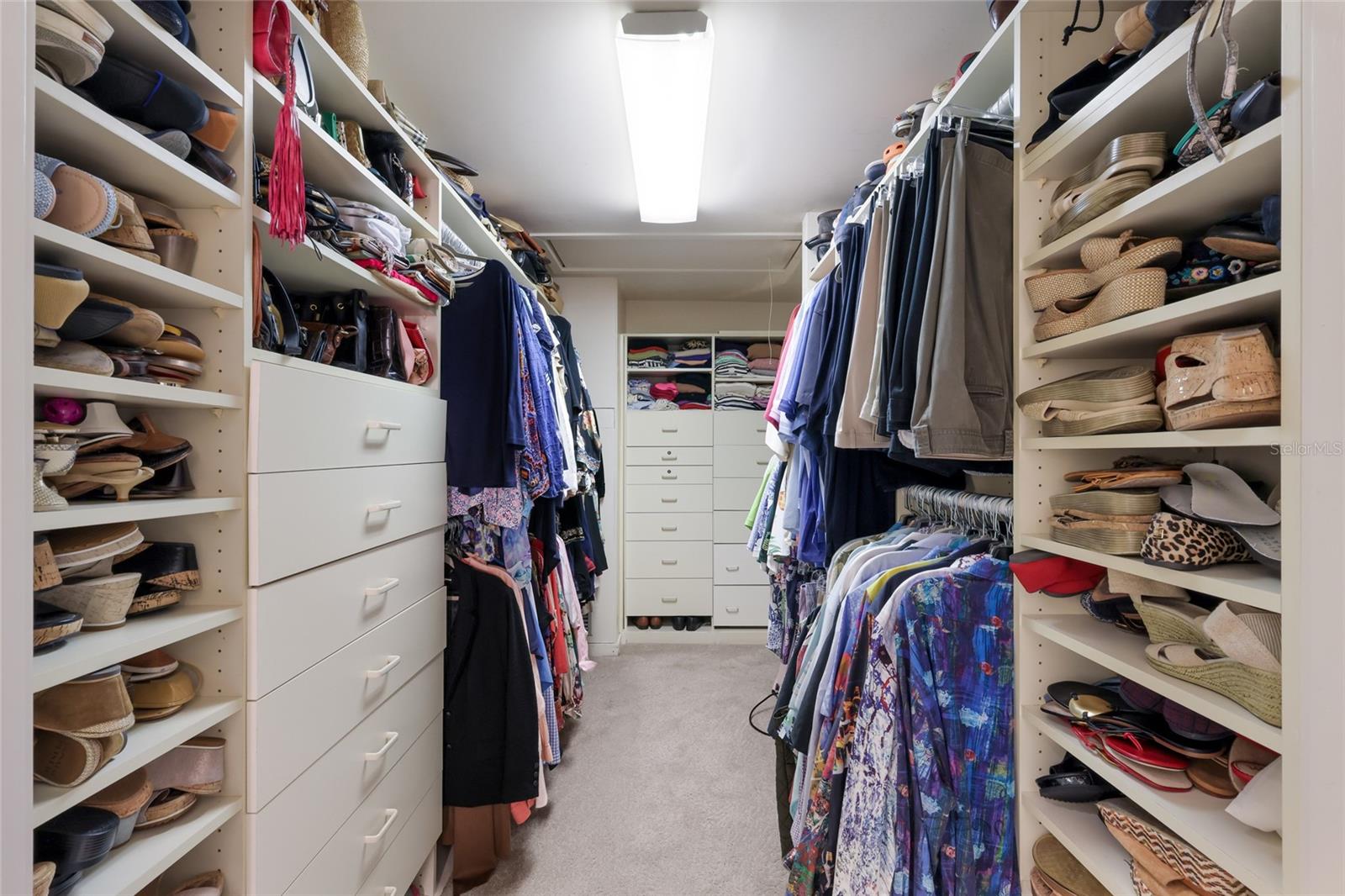 LAMBETH ACRES - Residential