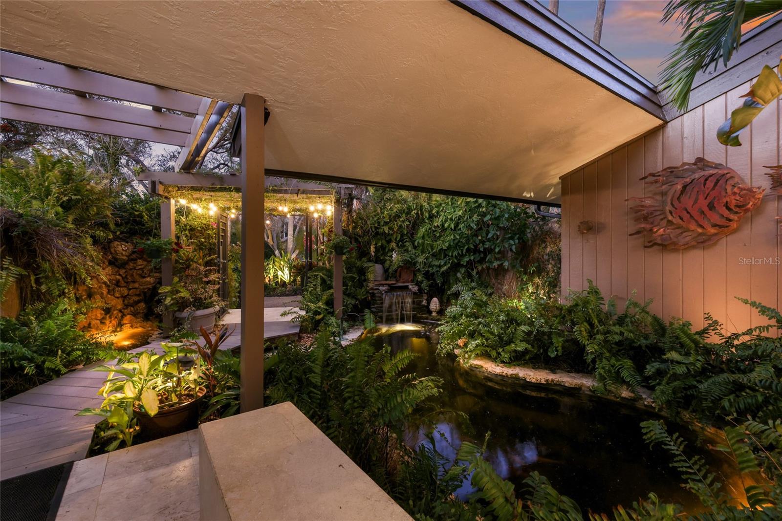 LAMBETH ACRES - Residential