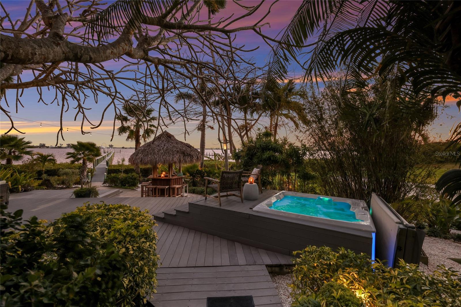 LAMBETH ACRES - Residential