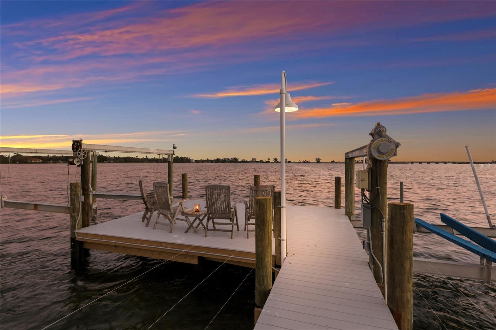 LAMBETH ACRES - Residential