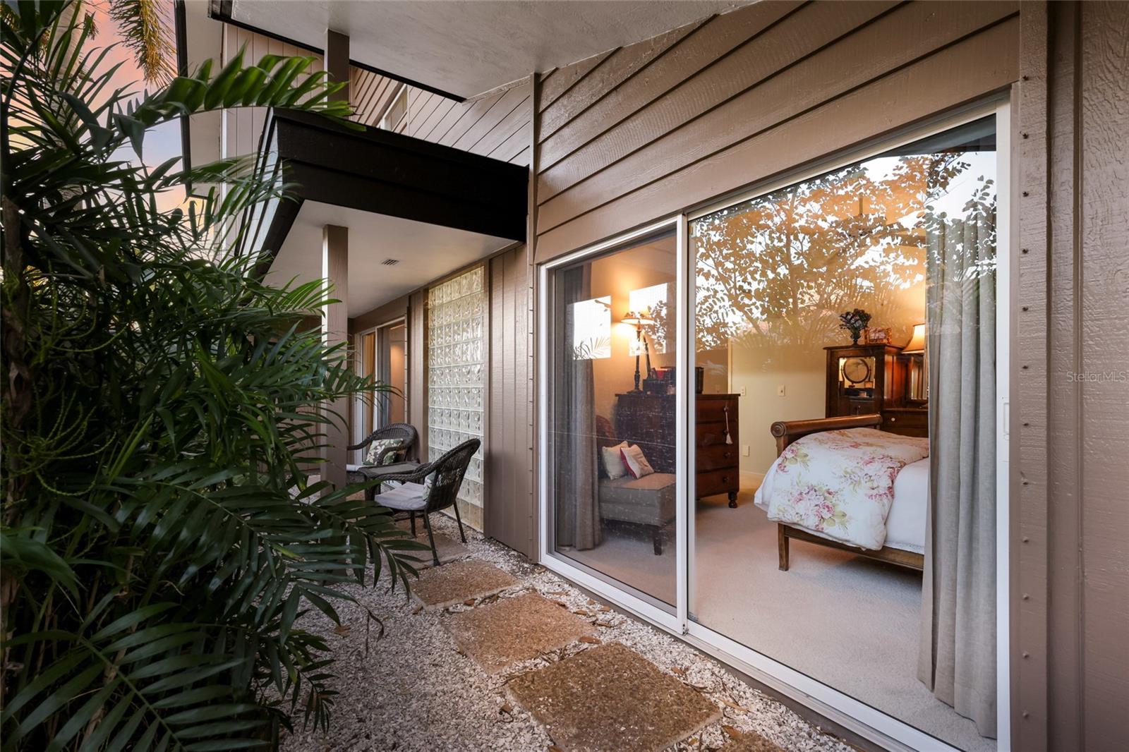 LAMBETH ACRES - Residential