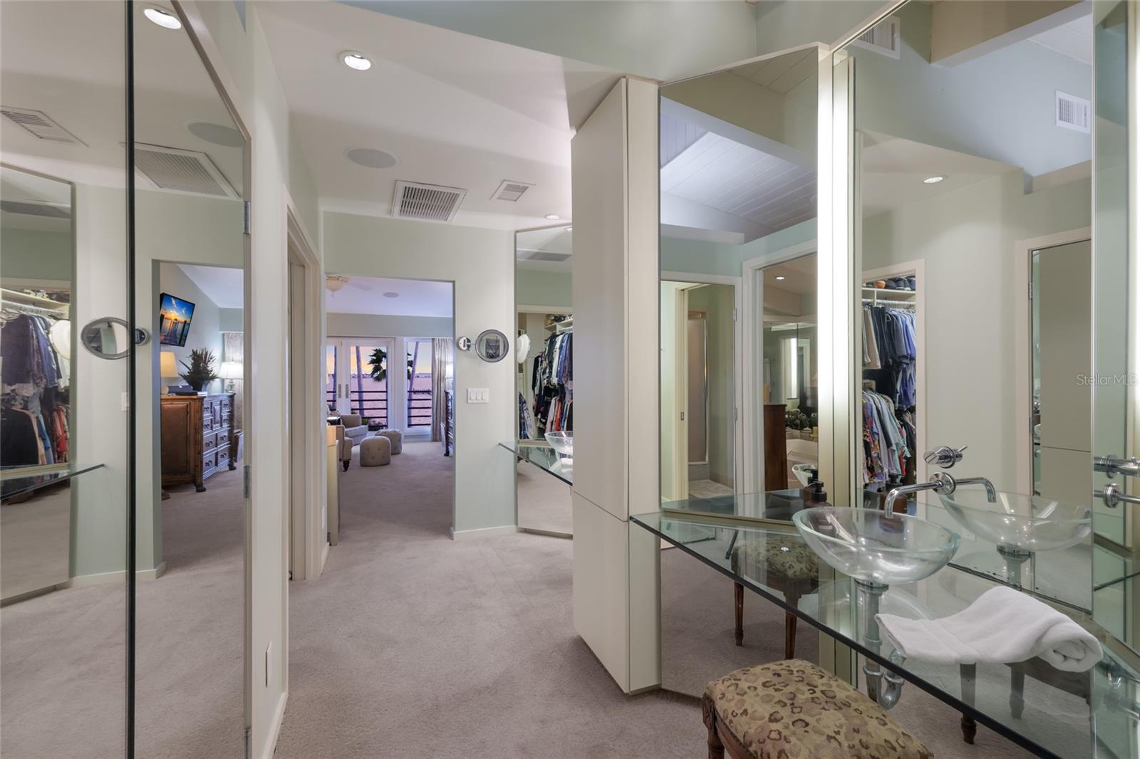 LAMBETH ACRES - Residential