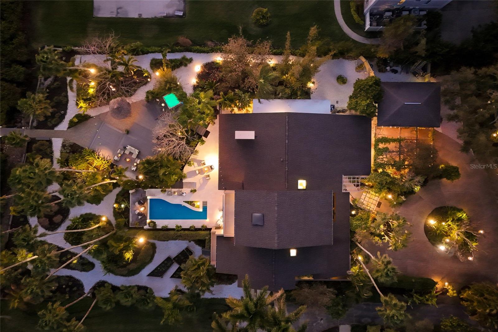 LAMBETH ACRES - Residential