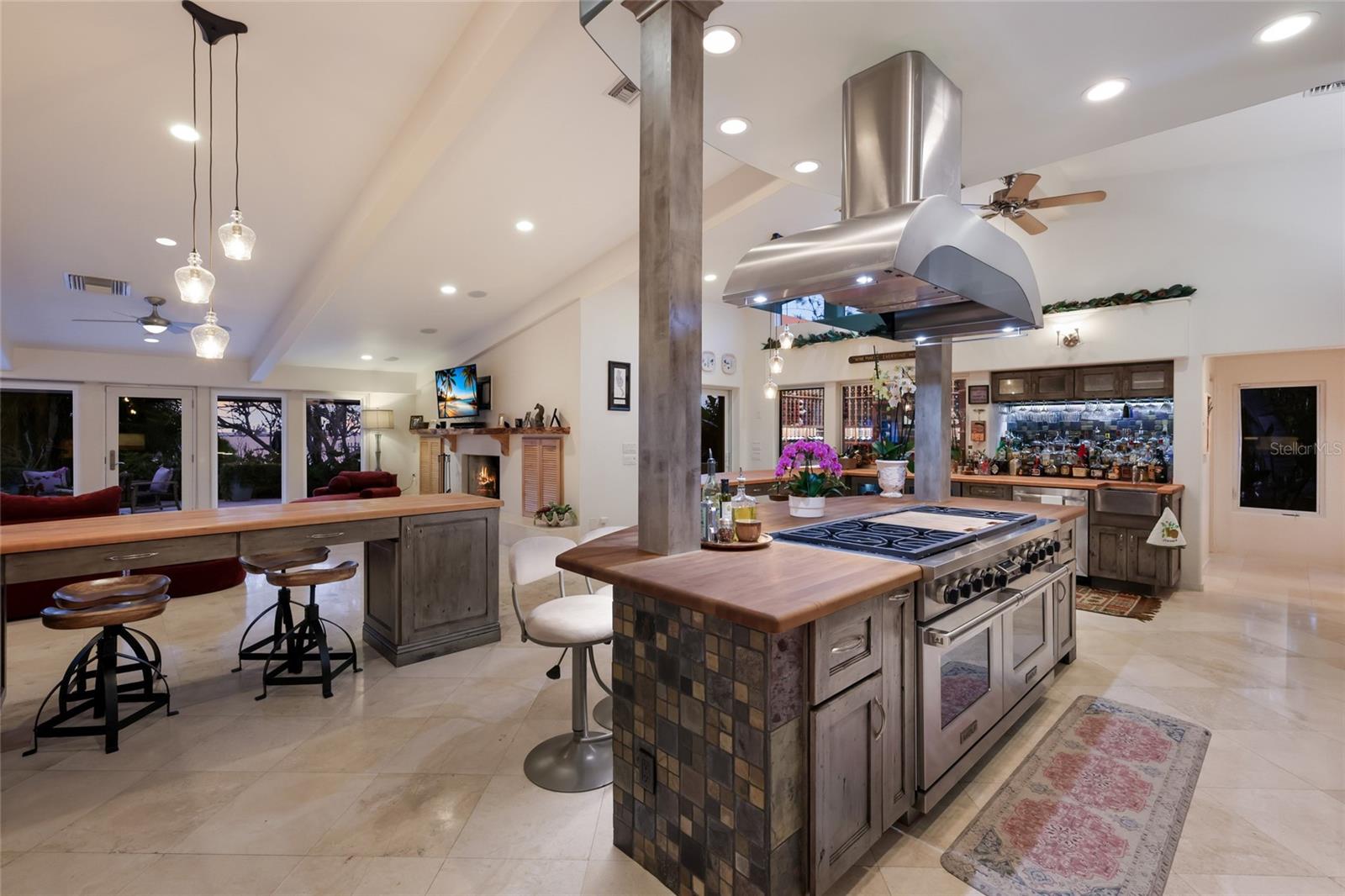 LAMBETH ACRES - Residential