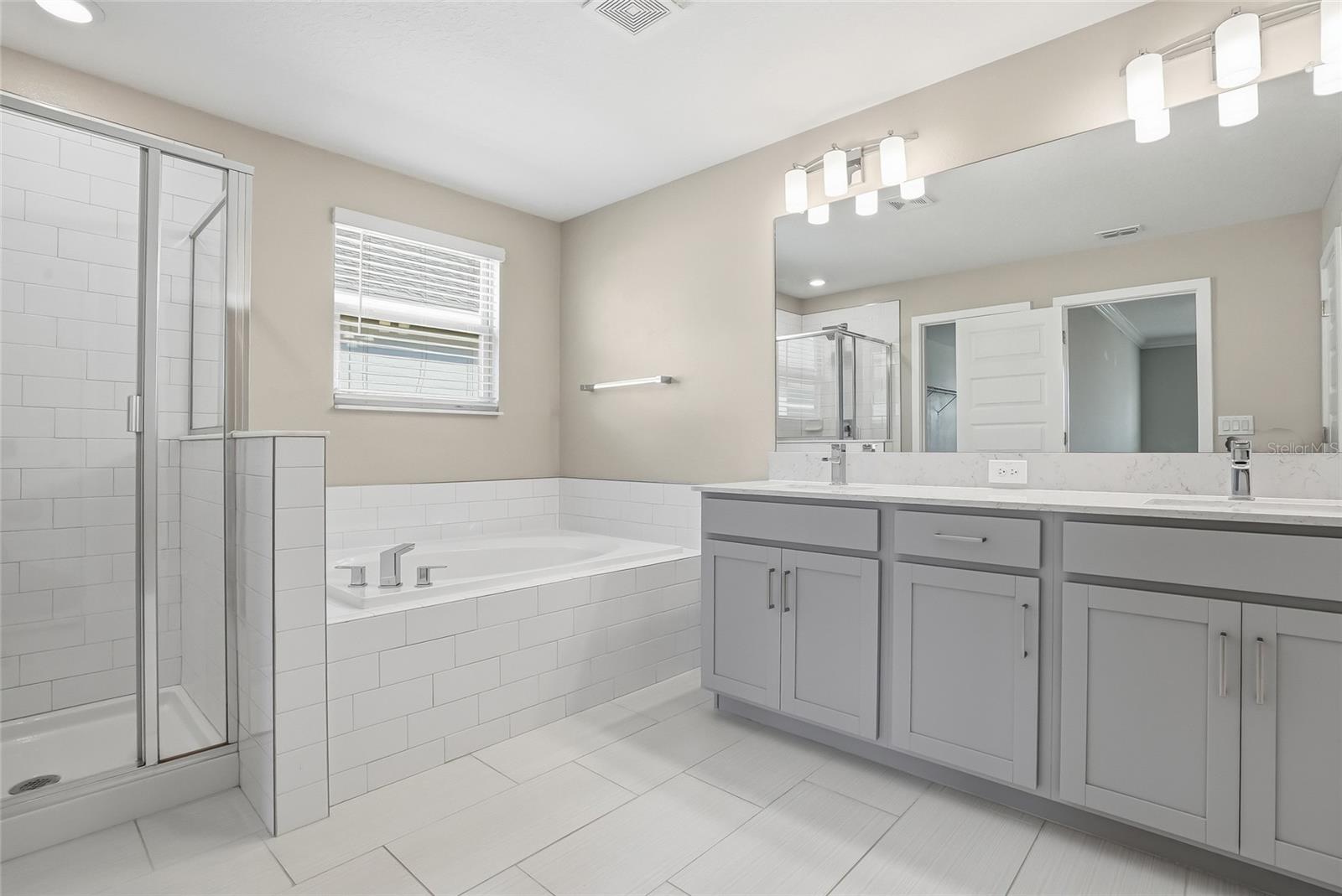 MITCHELL 54 WEST PH 2 - Residential