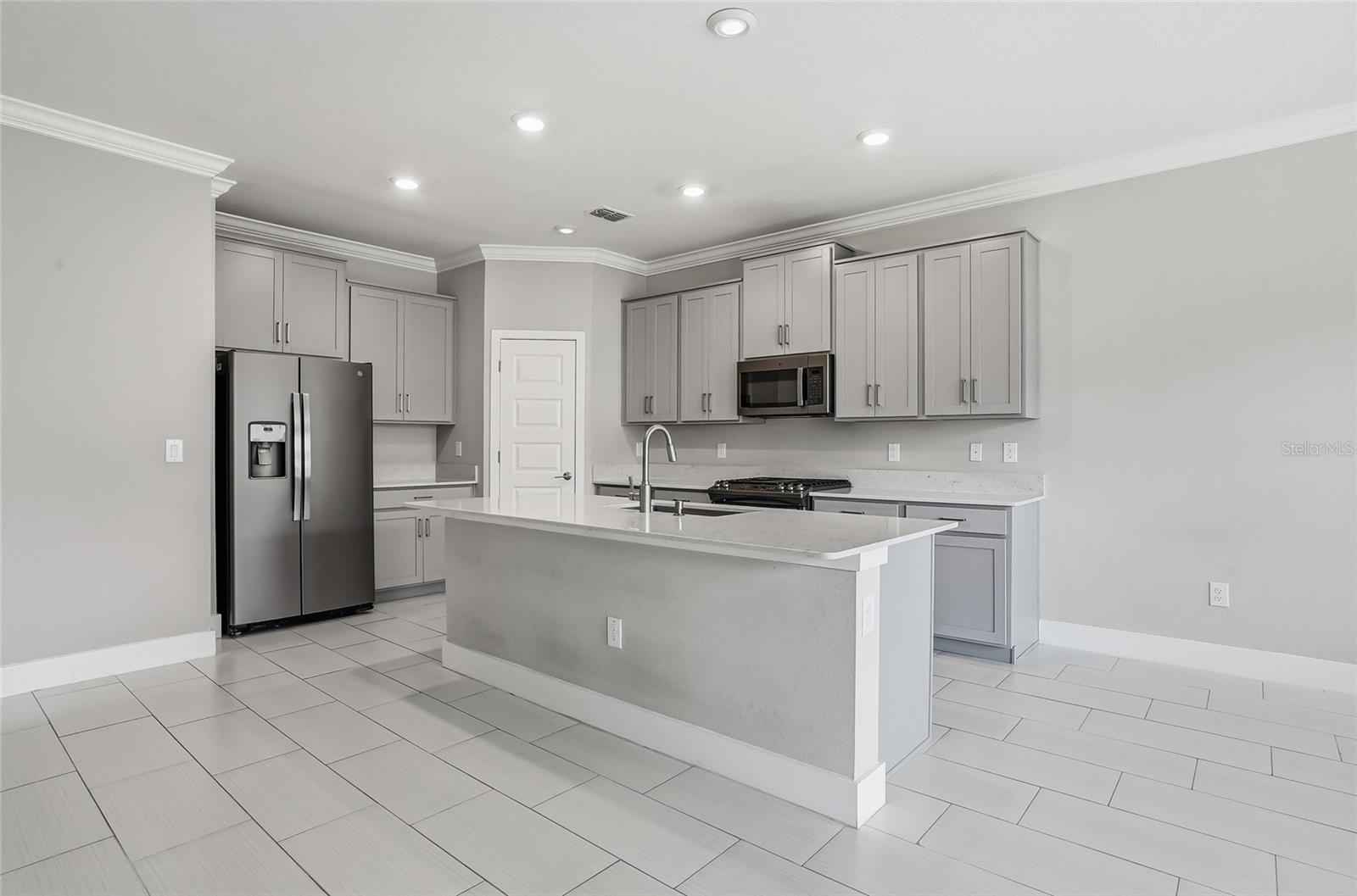 MITCHELL 54 WEST PH 2 - Residential