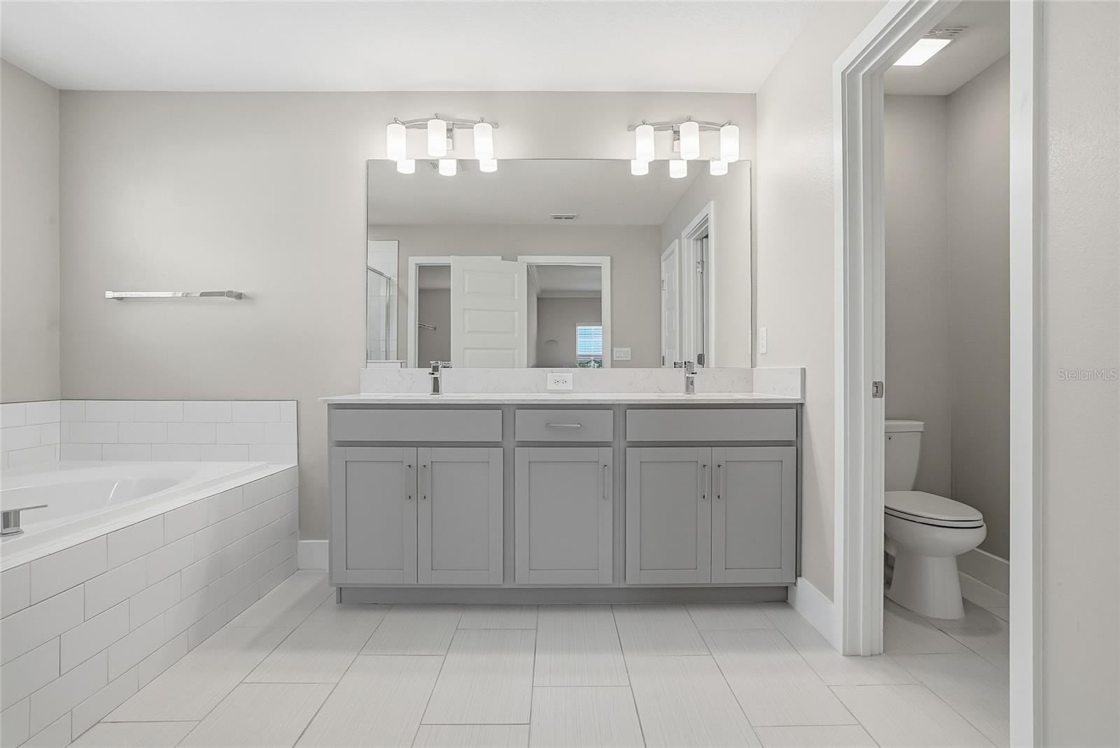 MITCHELL 54 WEST PH 2 - Residential