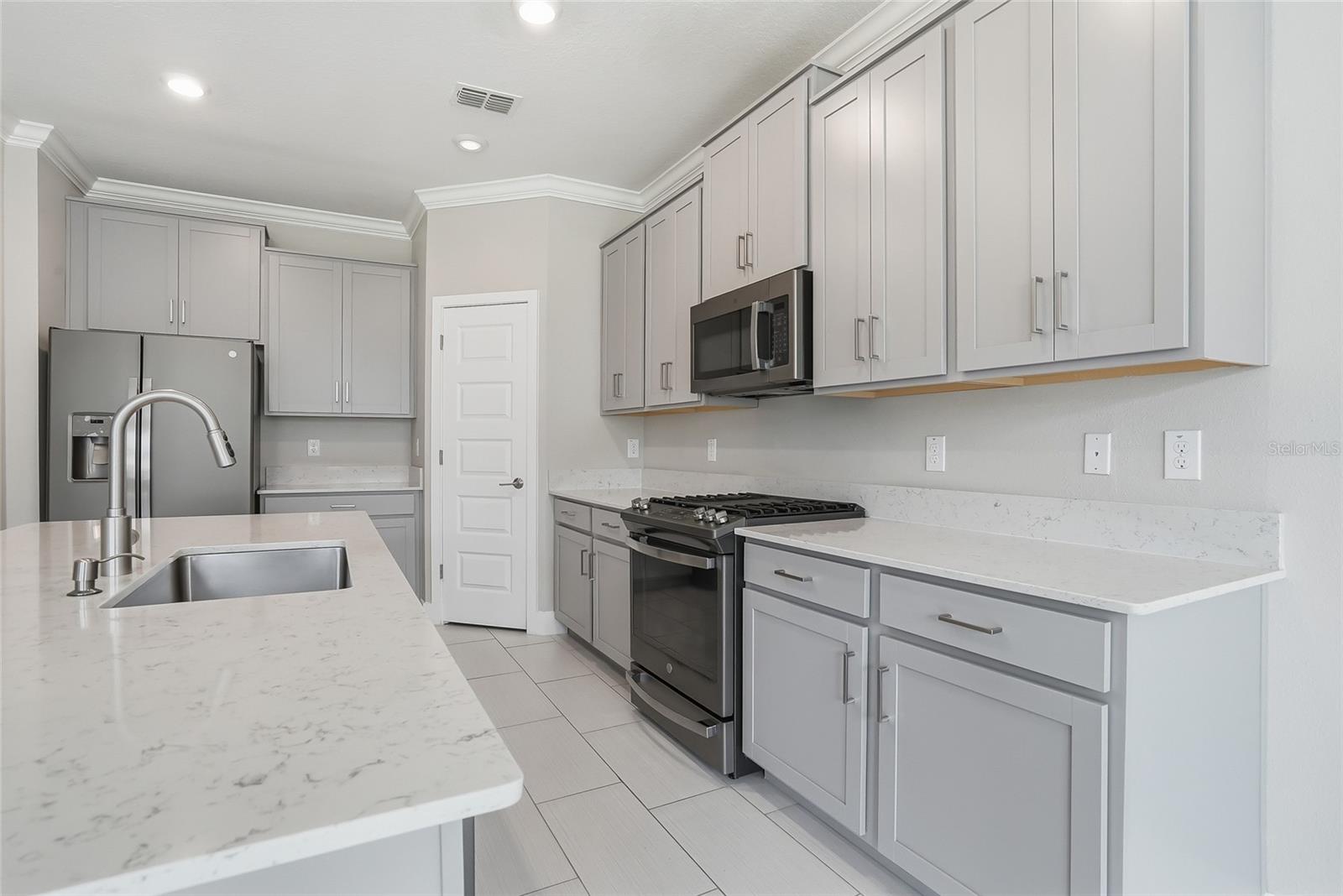 MITCHELL 54 WEST PH 2 - Residential