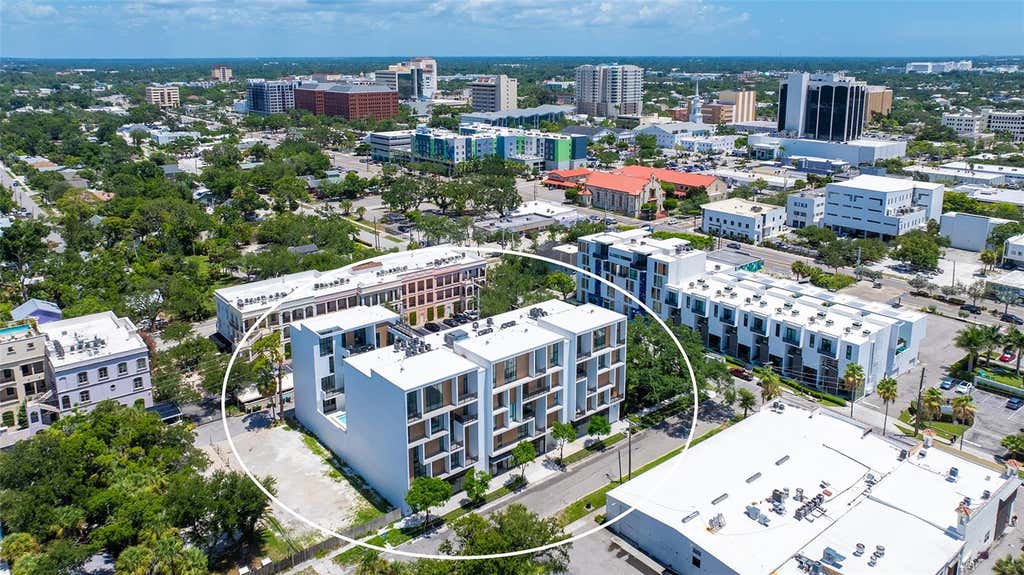 Photo of 430 Kumquat Court #510, Sarasota, FL 34236 (MLS # A4564386)