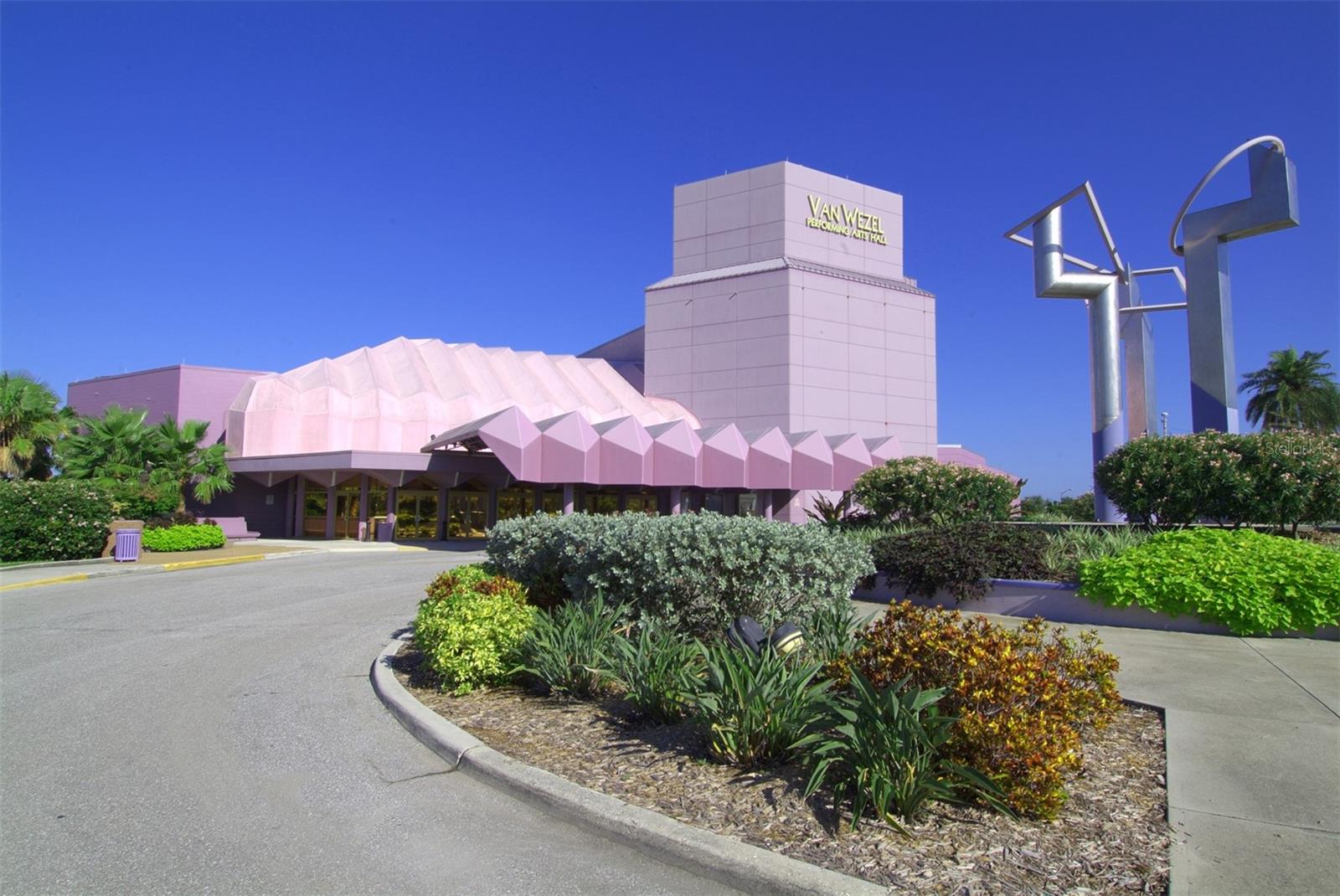 VILLA BALLADA - Residential