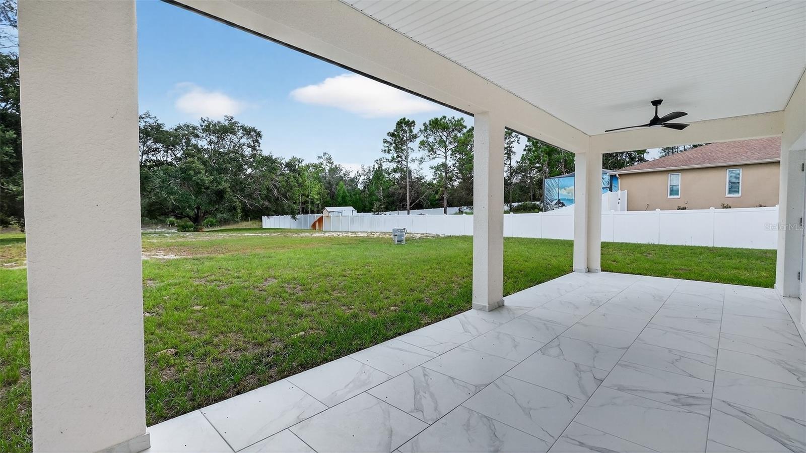 ROYAL HIGHLANDS - Residential