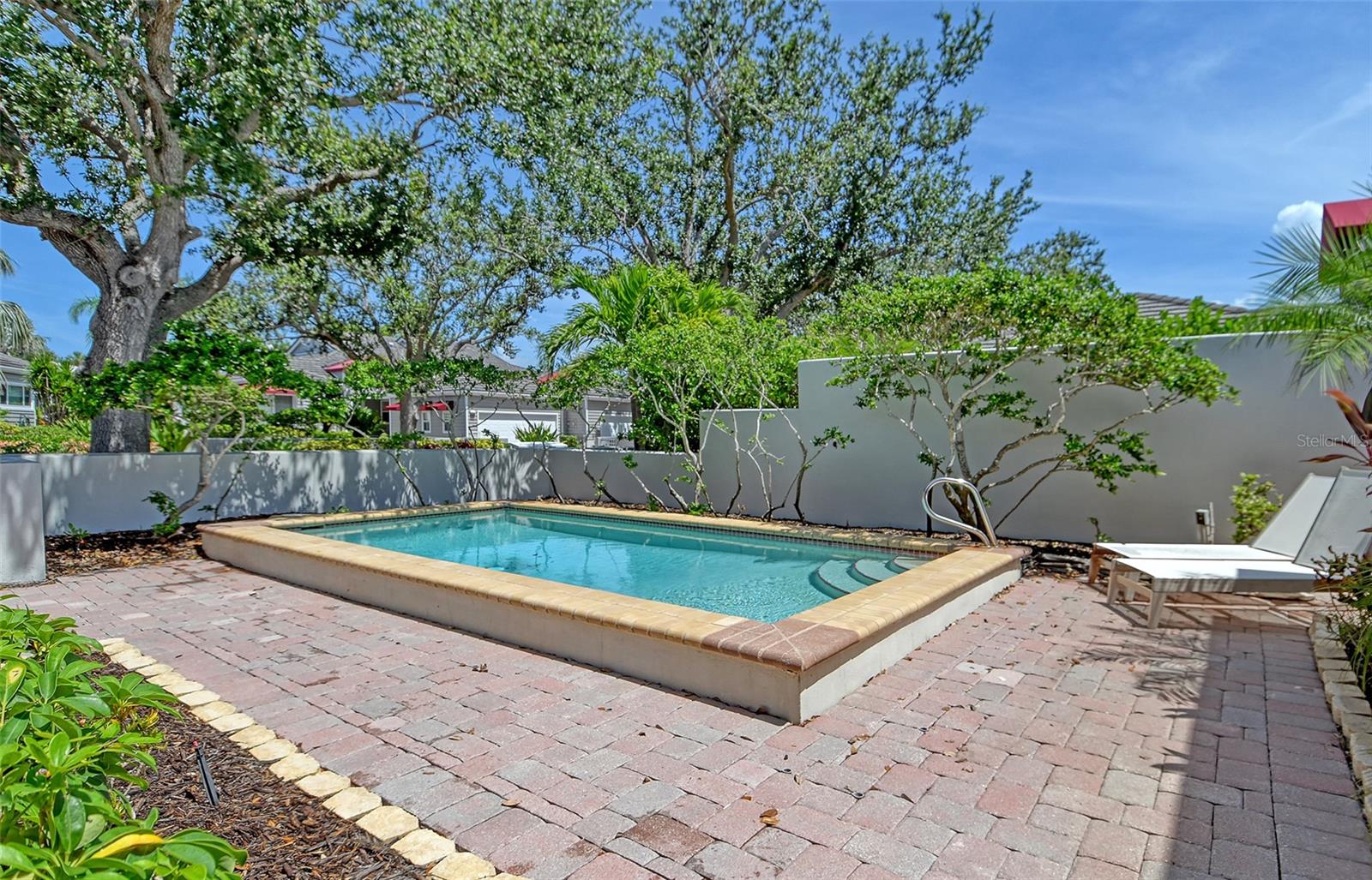 WINDING OAKS - Residential