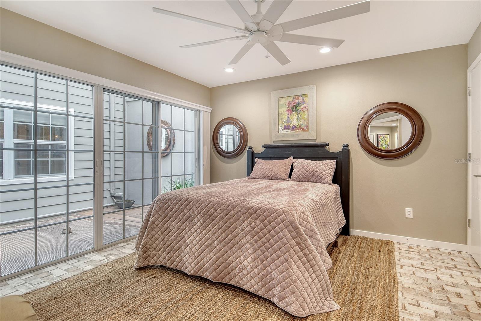 WINDING OAKS - Residential