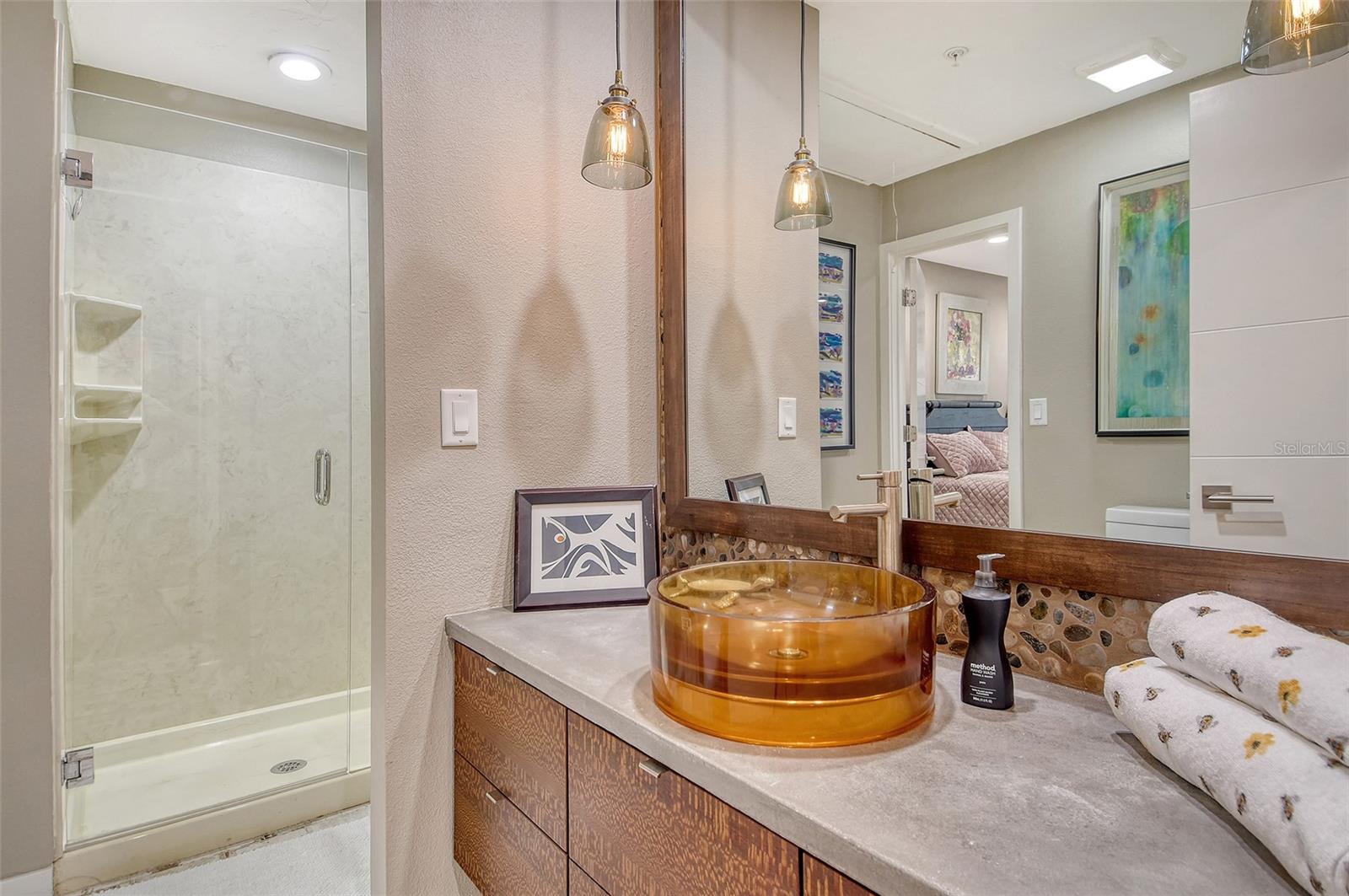 WINDING OAKS - Residential