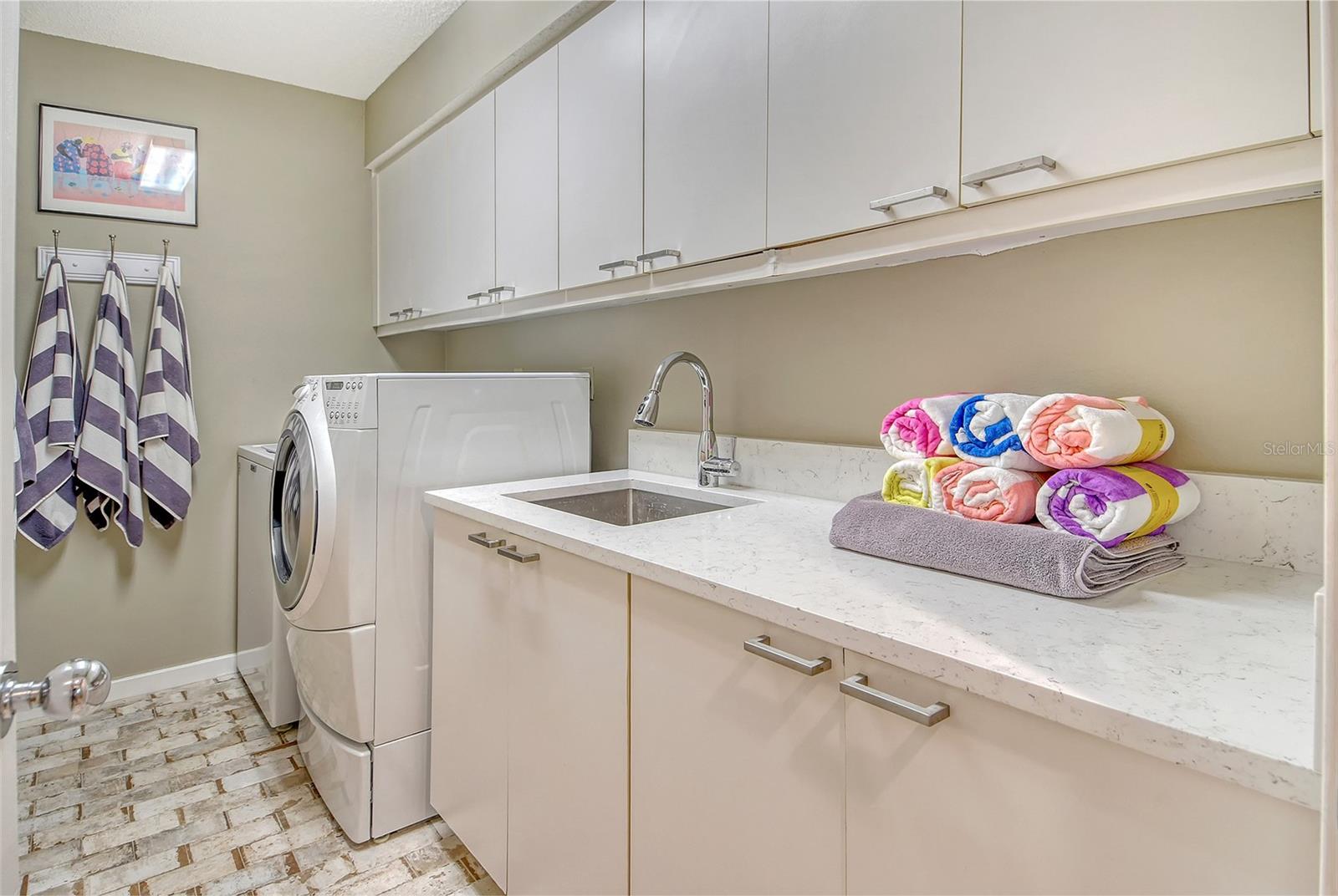 WINDING OAKS - Residential