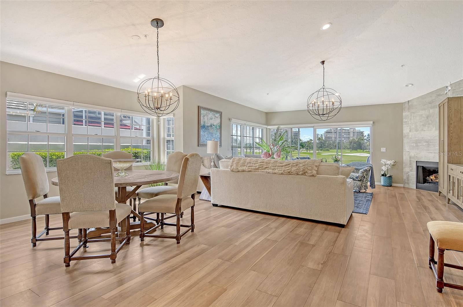 WINDING OAKS - Residential