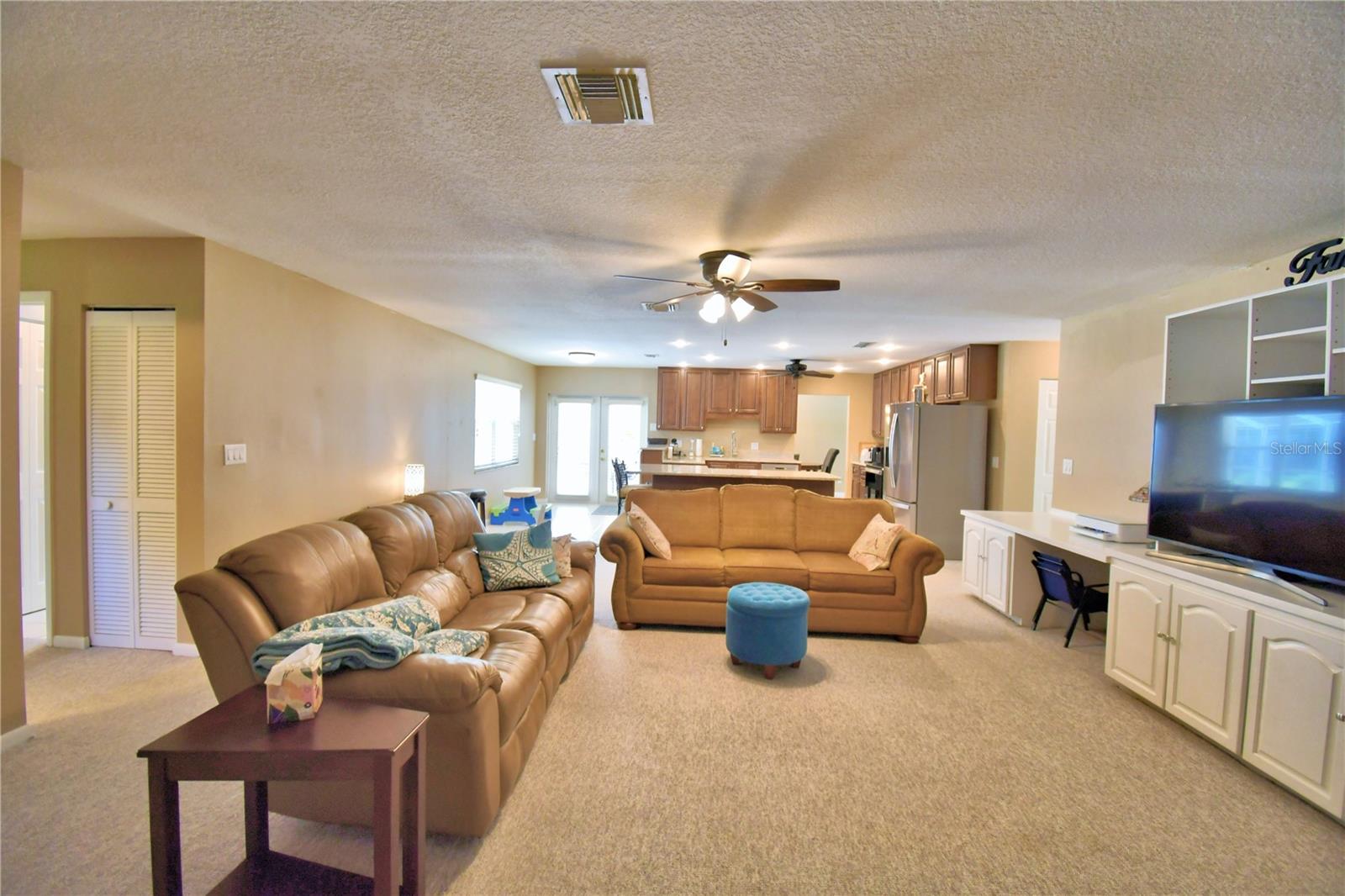 LAKE THOMAS WOODS - Residential