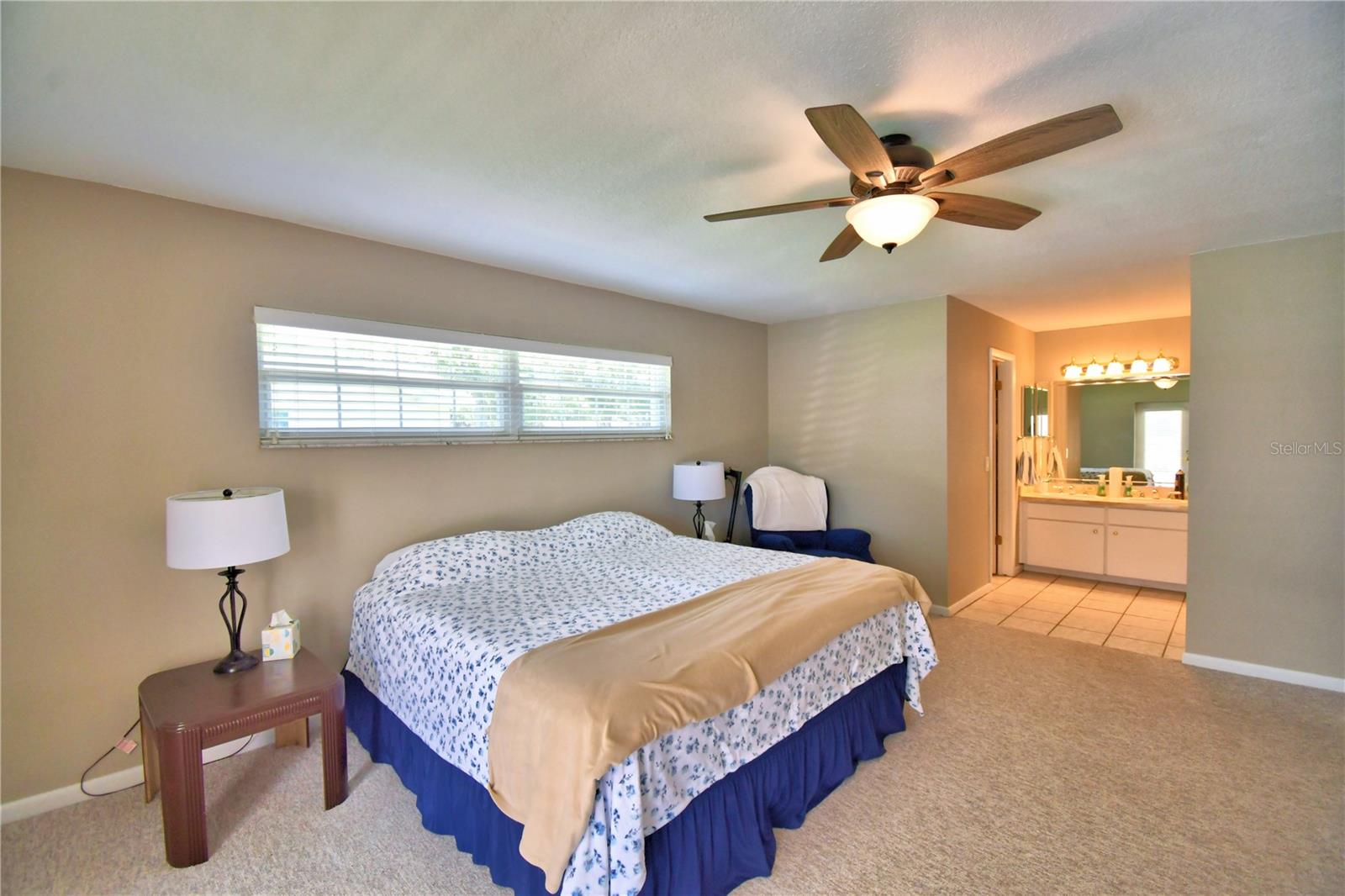 LAKE THOMAS WOODS - Residential