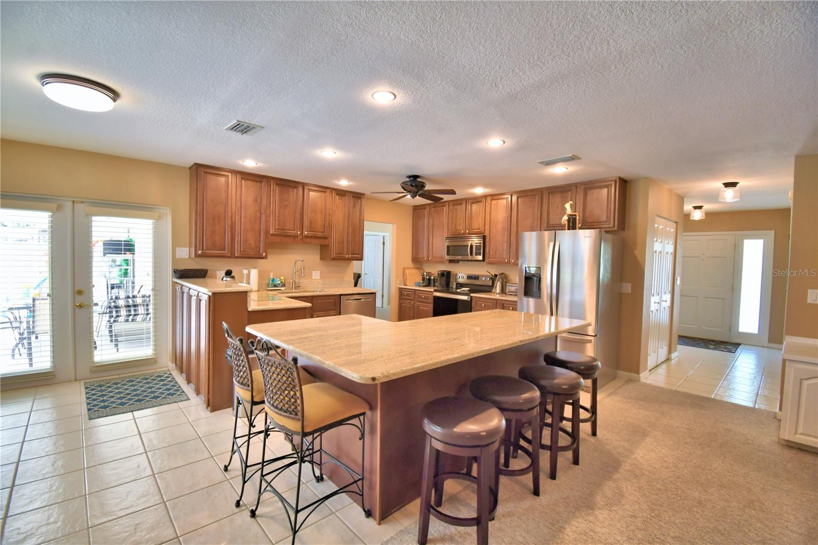 LAKE THOMAS WOODS - Residential