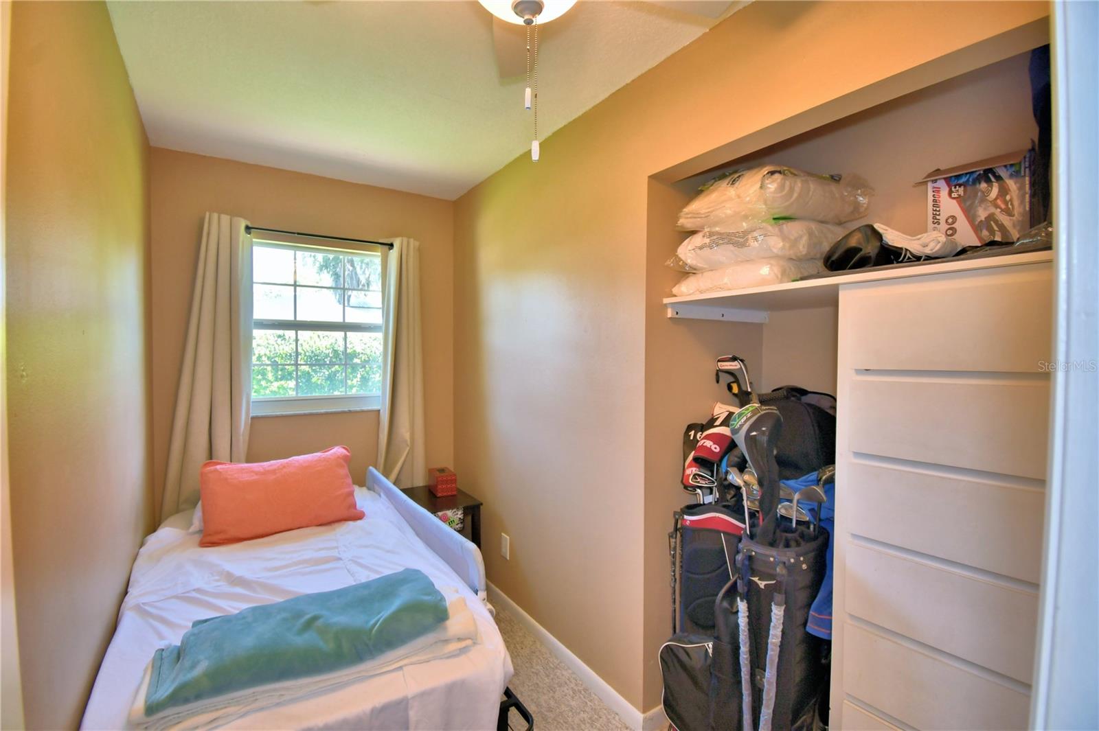 LAKE THOMAS WOODS - Residential