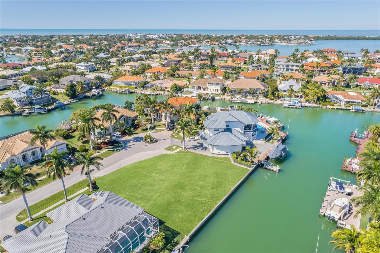674 CAMEO COURT