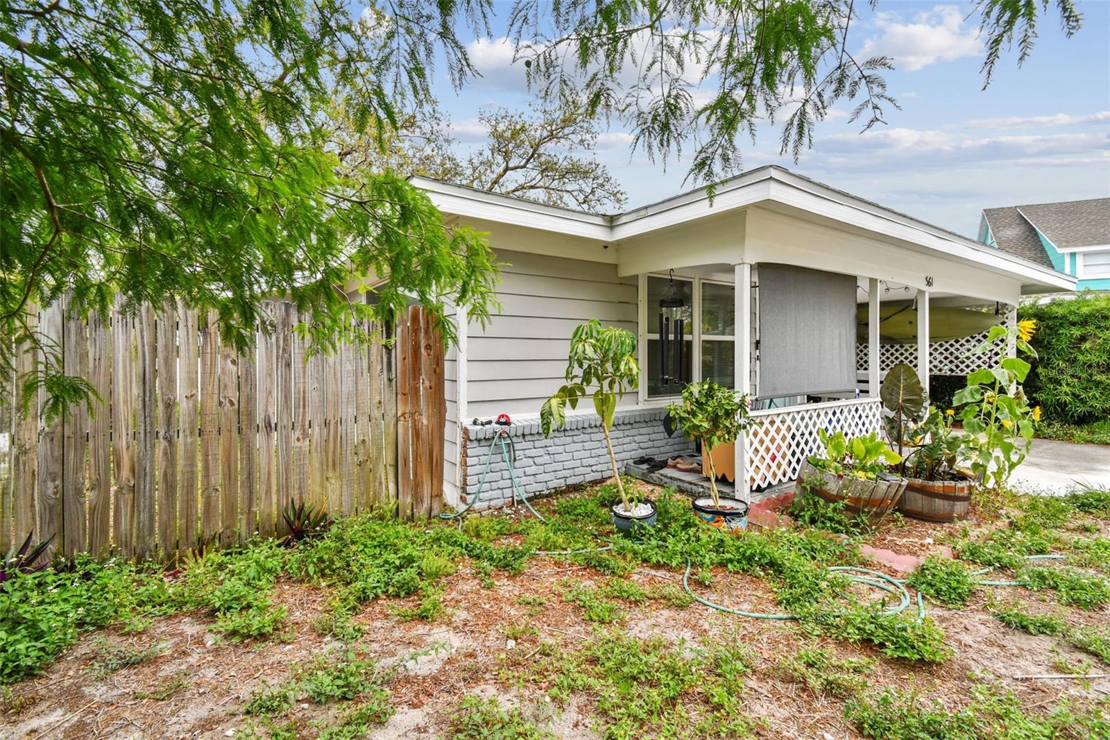 361 COLONIAL COURT
