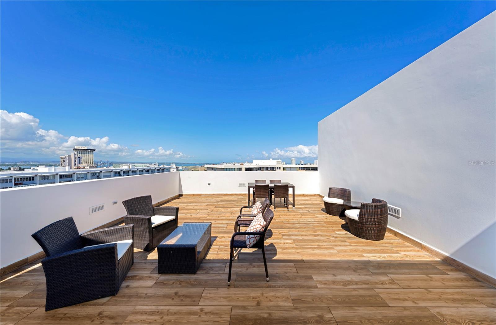 MIRAMAR - Residential