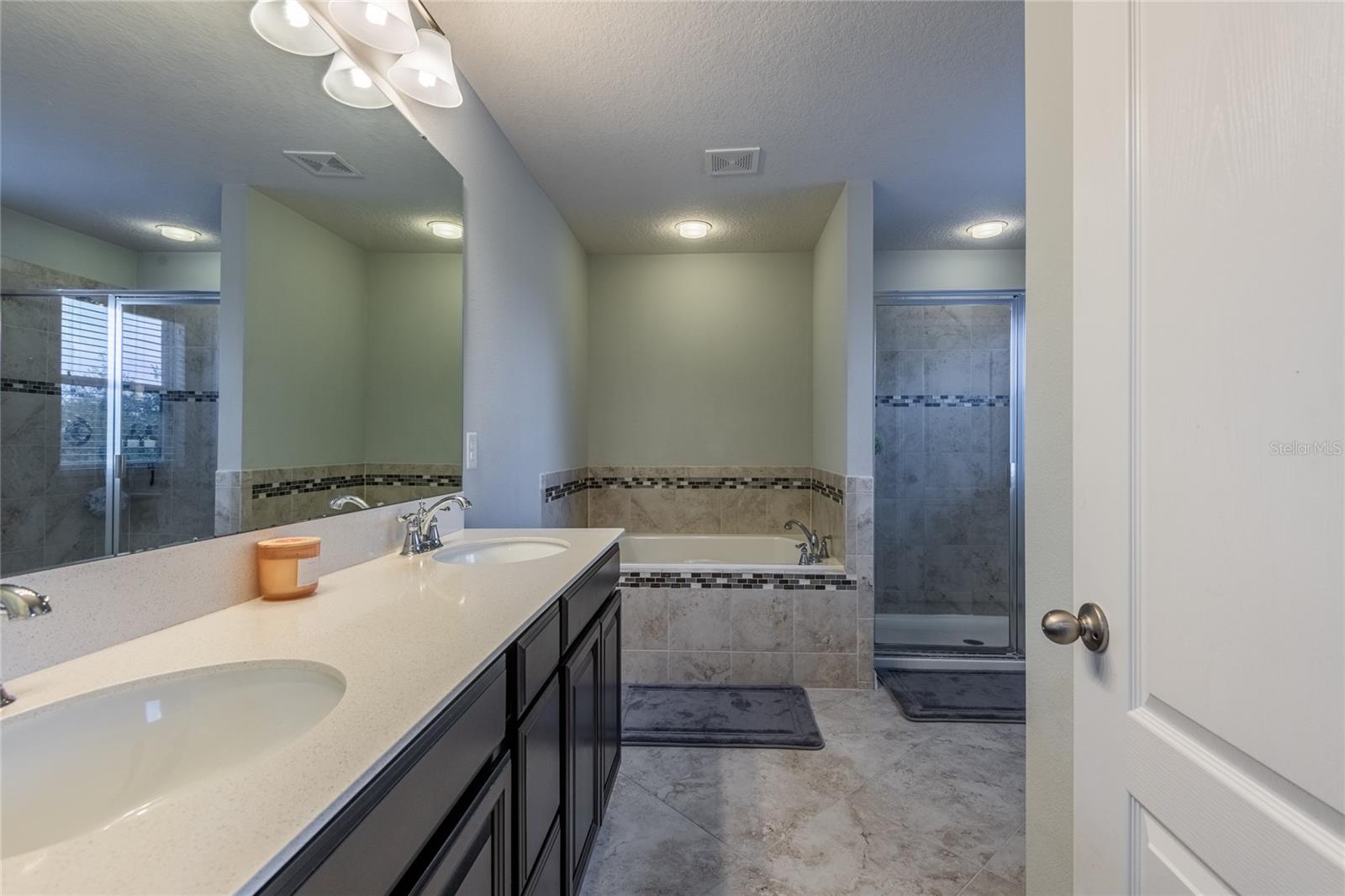 LUCAYA LAKE CLUB PH 2F - Residential
