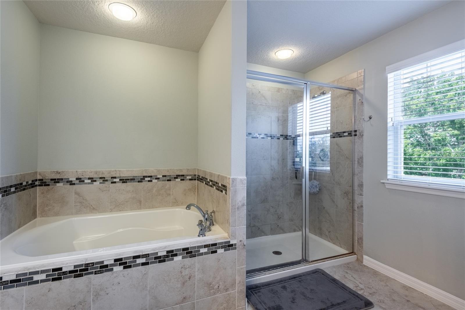 LUCAYA LAKE CLUB PH 2F - Residential