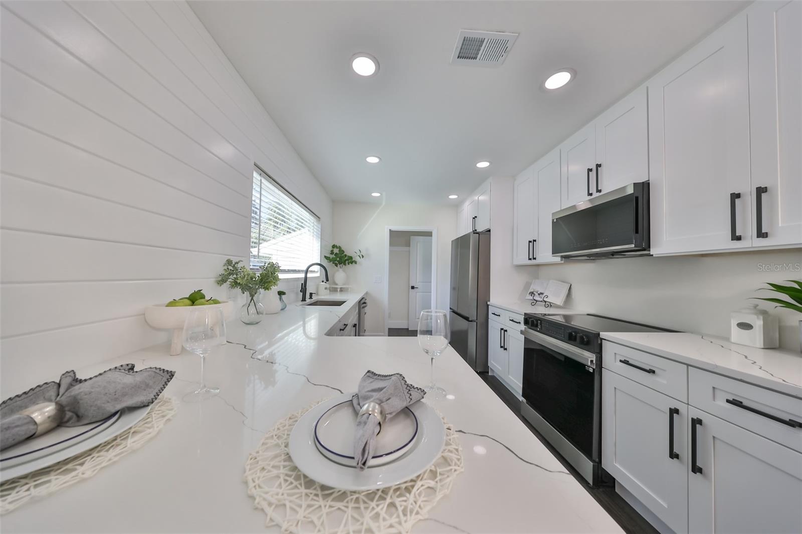 ROUSLYNN - Residential