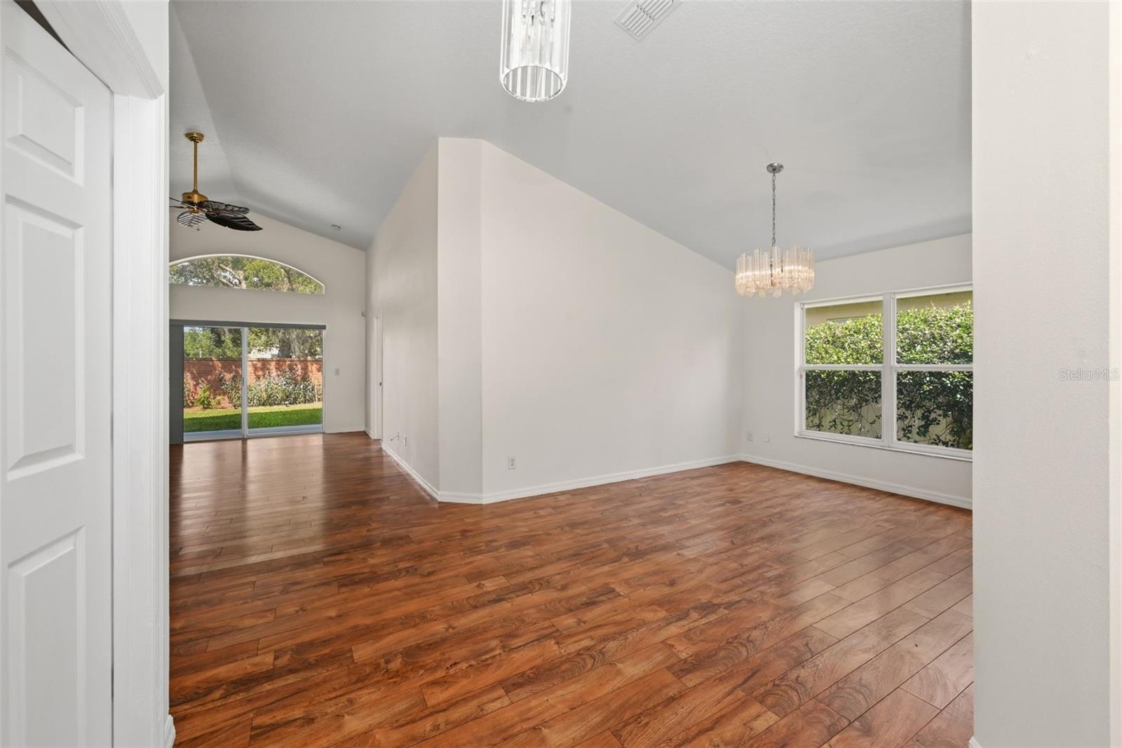 445 SPRING LEAP CIRCLE