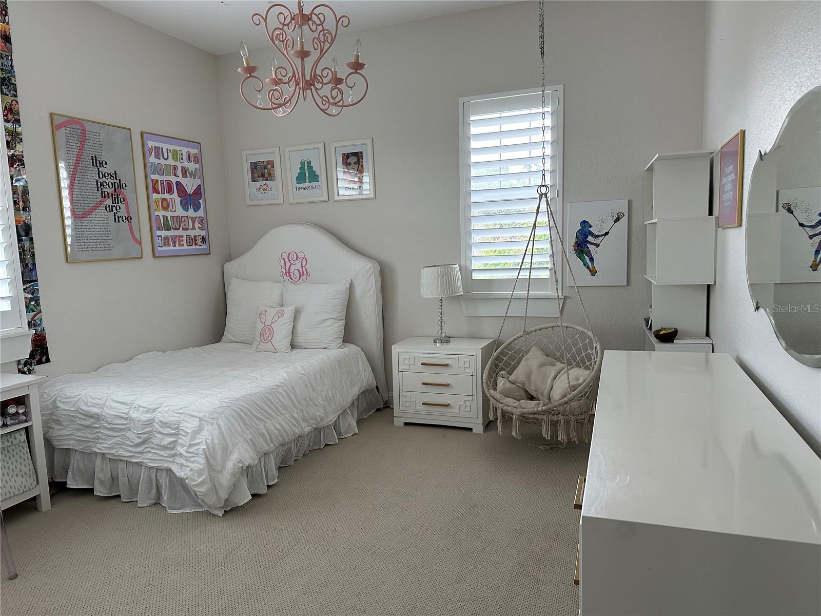 SUNSET PARK - Residential Lease