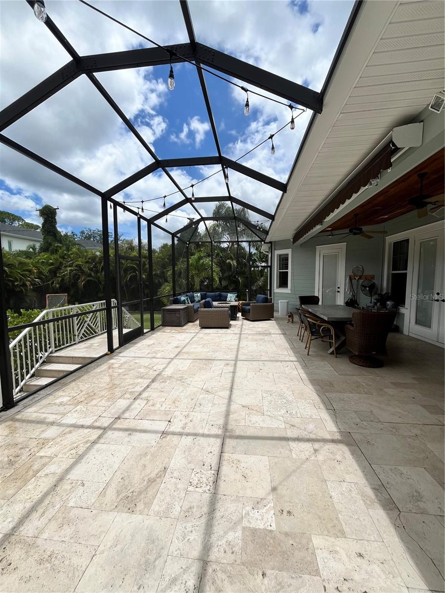 SUNSET PARK - Residential Lease