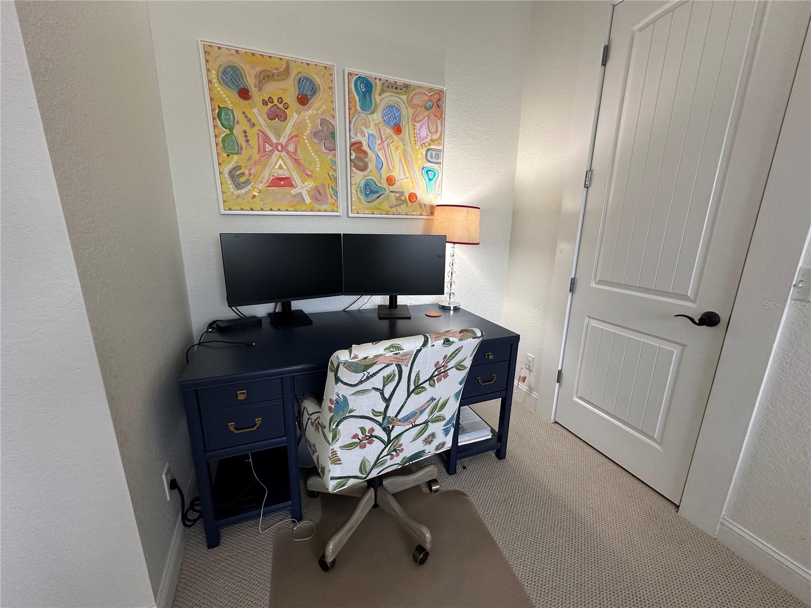 SUNSET PARK - Residential Lease