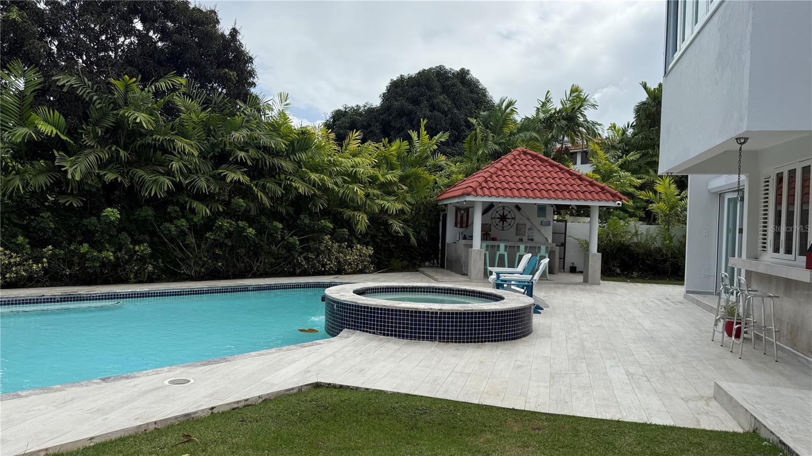 URB. SANTA MARIA - Residential