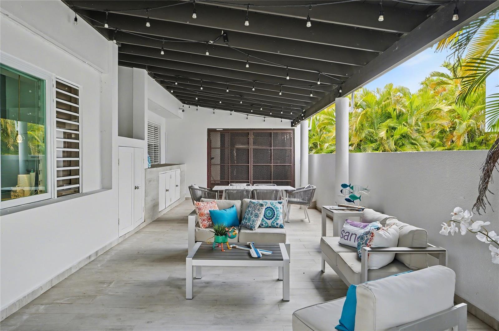 URB. SANTA MARIA - Residential